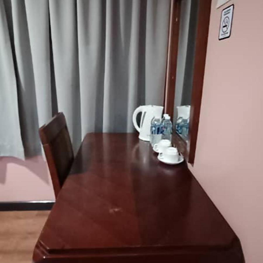 Hotel Sadong88 Кота Кинабалу Екстериор снимка