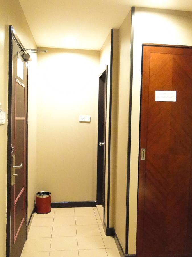 Hotel Sadong88 Кота Кинабалу Екстериор снимка